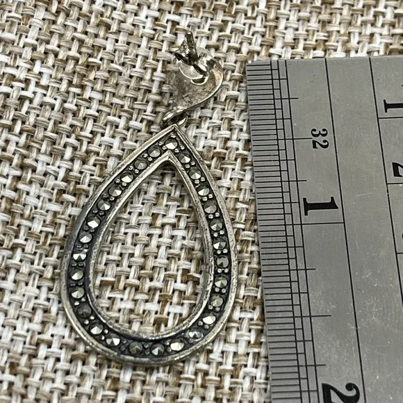 Vintage Suspicion Marcasite Pendant & Teardrop Earrings Set - Picture 14 of 17